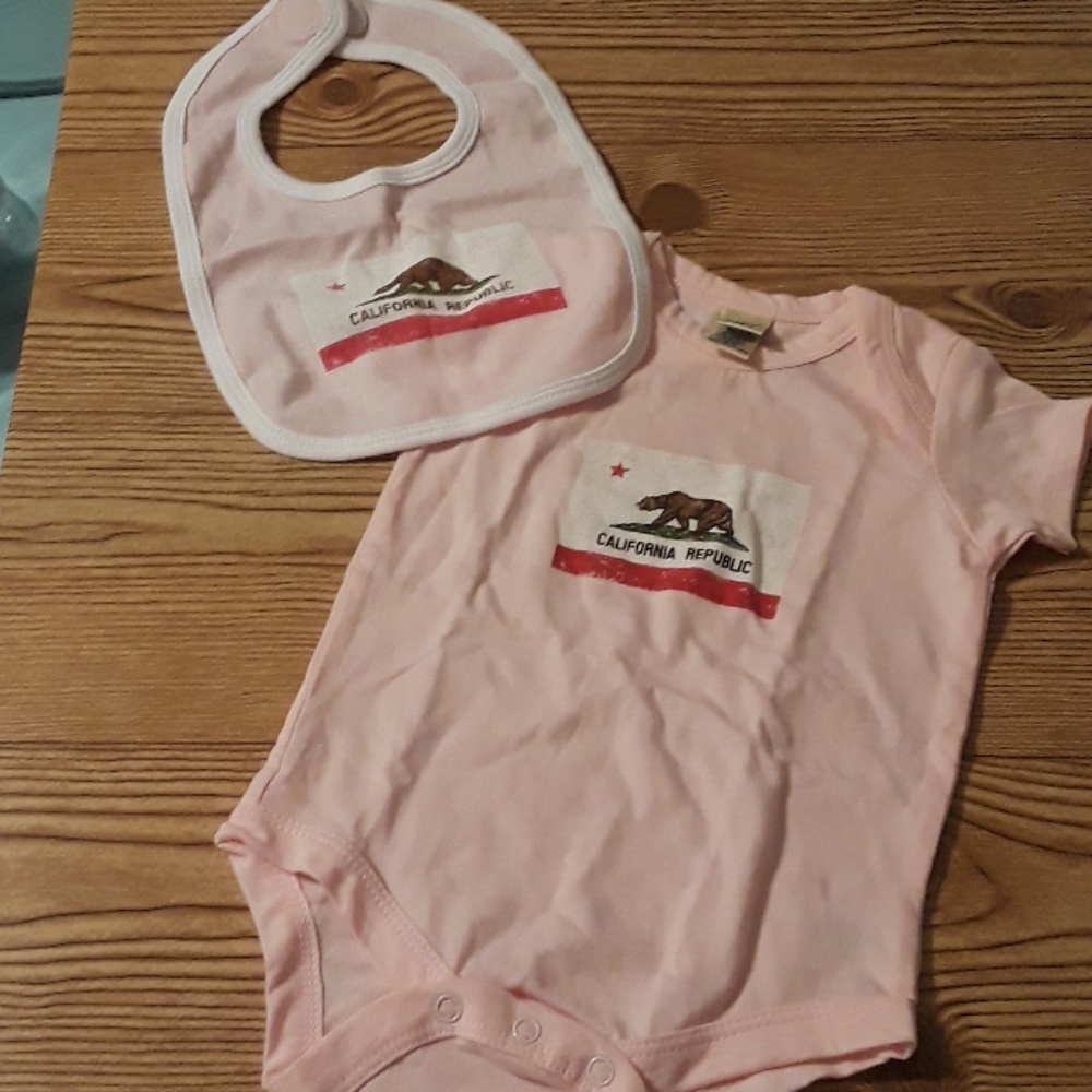 🇺🇲 California Republic onesie bib pink 6 month